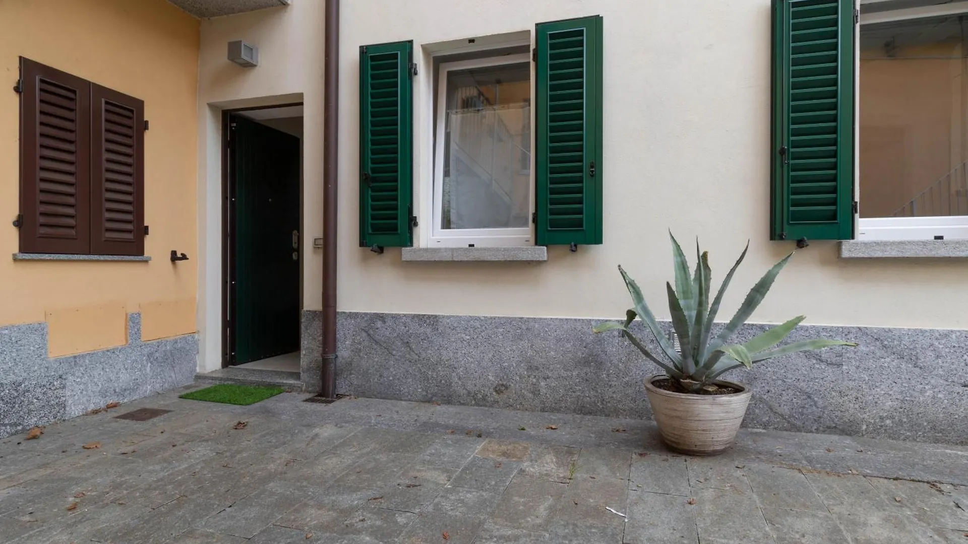 Welcomely - Lario House Apartment A Lecco 0*,  Ιταλία